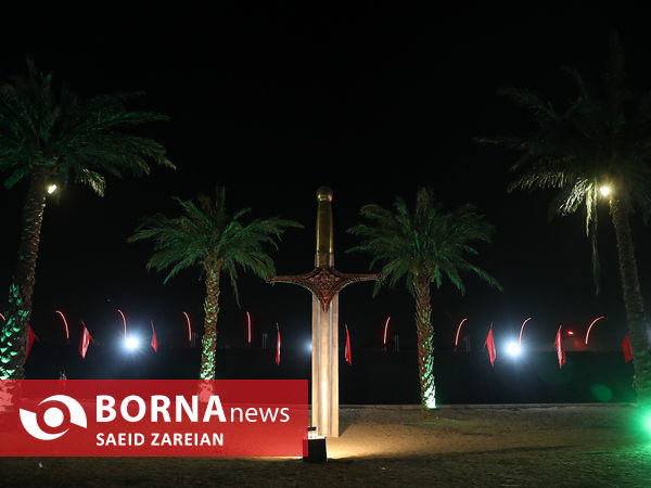 نمایش میدانی «تنهاتر از مسیح»