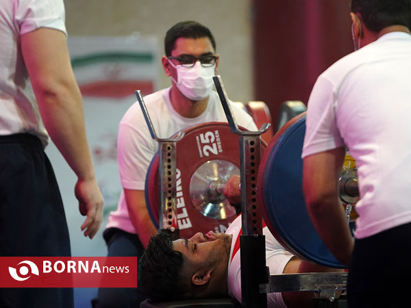 مسابقات قهرمانی کشور وزنه برداری جانبازان و معلولین