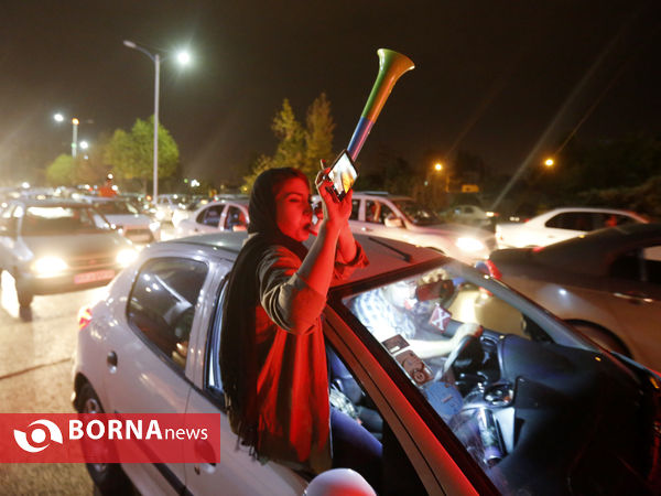 شادی خیابانی مردم شیراز در پی صعود تیم فجر شهید سپاسی به لیگ برتر