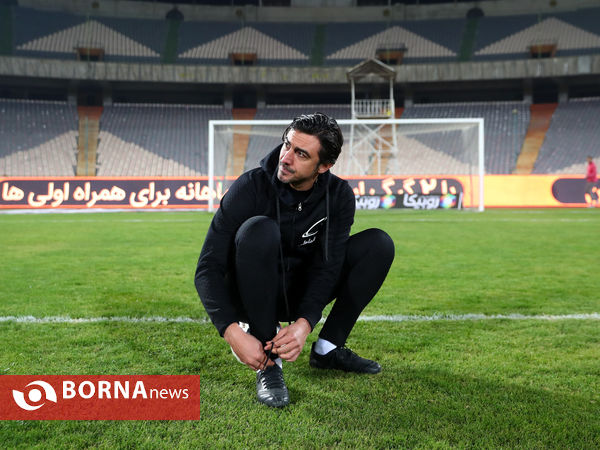 مسابقه فوتبال یادبود علی انصاریان و مهرداد میناوند