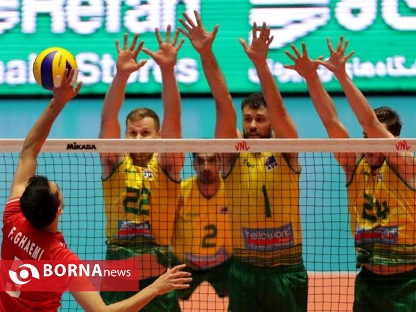 دیدار تیم های والیبال ایران - استرالیا