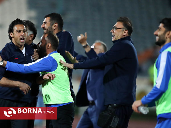 دیدار تیم های استقلال تهران - استقلال خوزستان