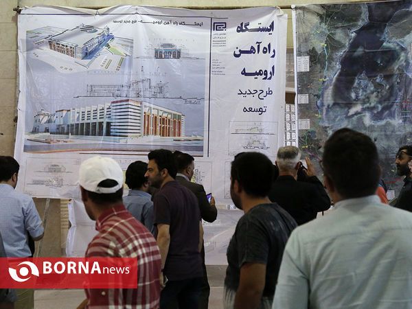 بازدید خبرنگاران از پروژه های در حال احداث شهر ارومیه
