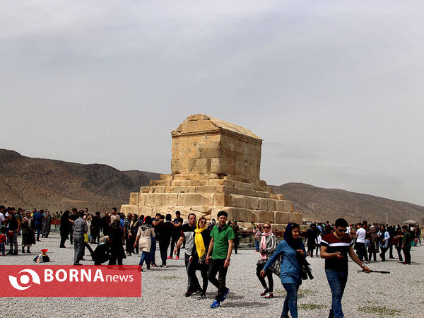 حال و هوای نوروز در مجموعه باستانی پاسارگاد