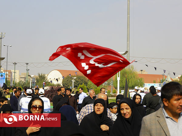 پیاده روی جاماندگان اربعین در تهران