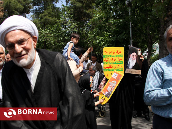 راهپیمایی نمازگزاران تهرانی در اعتراض به اقدام ترامپ