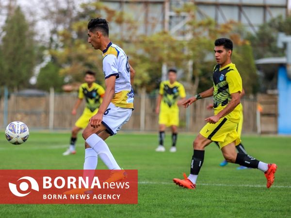 دیدار تیم های فوتبال بامداد  اراک- بصیر اهواز