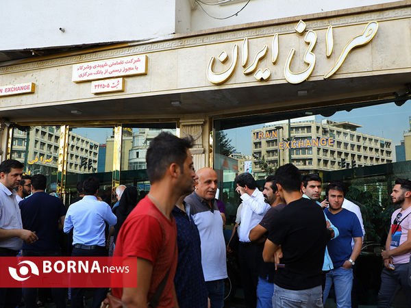 حال و هوای بازار ارز در تهران