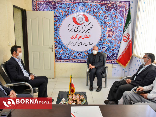 حضور فرماندار اراک در دفتر خبرگزاری برنا
