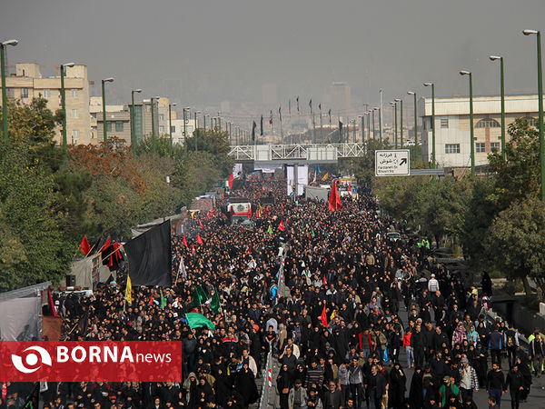 پیاده روی جاماندگان اربعین در تهران (4)