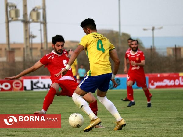 دیدار تیم های فوتبال صنعت نفت - شهر خودرو