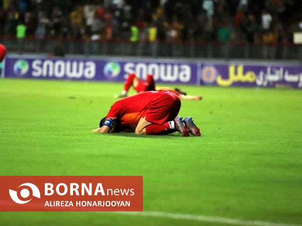 در حاشیه دیدار تیم های فوتبال فولاد - صنعت نفت