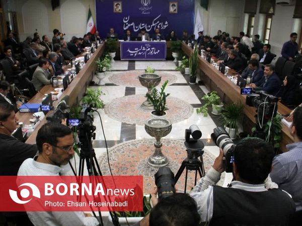 سفر مهرداد بذرپاش وزیر راه و شهرسازی به استان اصفهان