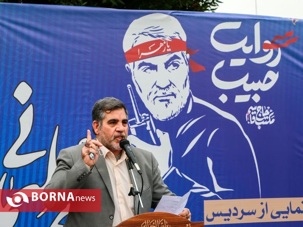 رونمایی از سردیس سردار سلیمانی در آبادان
