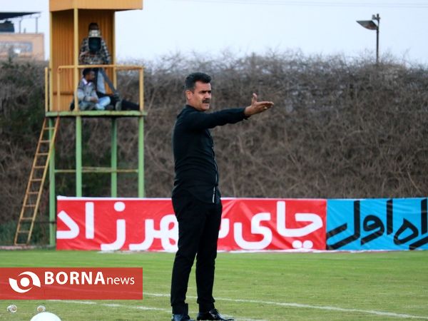 دیدار تیم های فوتبال صنعت نفت - فولاد