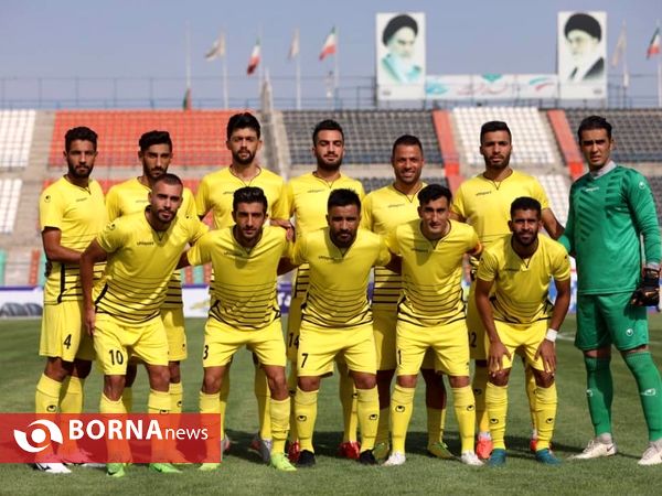 دیدار تیم های پرسپولیس _ نیمه زمینی