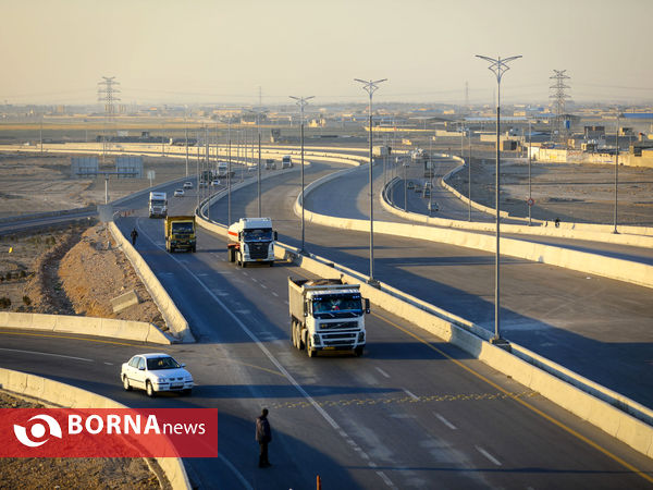 نمایی از پروژه‌های خیابان تابان، آسمان و پل آفتاب شهرداری اصفهان