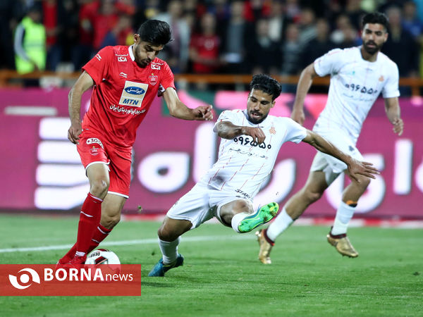 دیدار تیم های پرسپولیس تهران - سایپا