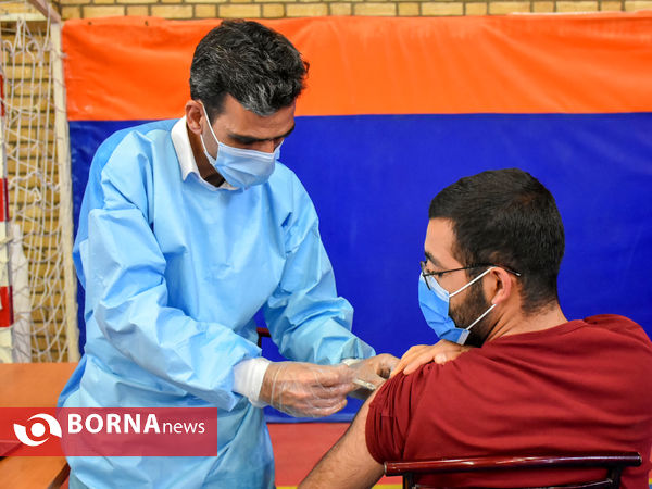 واکسیناسیون پرسنل درمان استان مرکزی