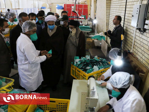 بازدید نماینده ولی فقیه در فارس از واحدهای صنعتی تولید ماسک و مواد ضدعفونی کننده در شیراز