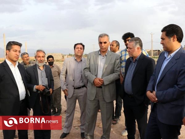 حضور مدیران هیئت فوتبال استان کرمان و باشگاه مس کرمان در محله محروم «حجتیه» شهر کرمان