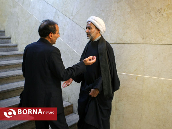 سومین روز ثبت‌نام داوطلبان انتخابات مجلس خبرگان و مجلس شورای اسلامی