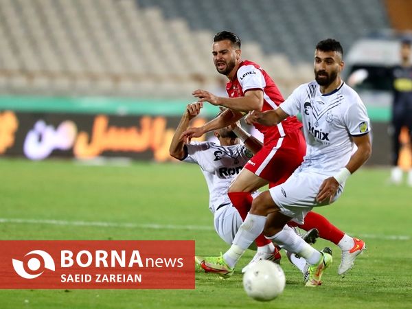 دیدار تیم های پرسپولیس تهران -ملوان بندرانزلی