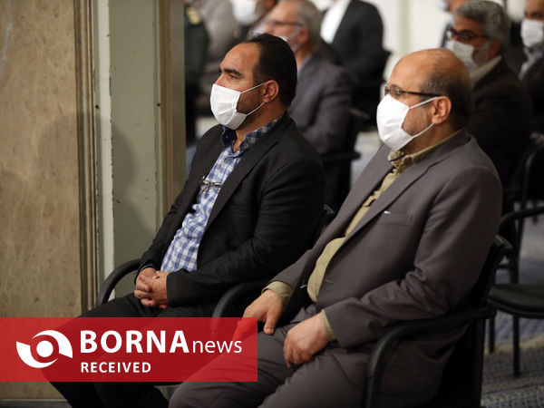 دیدار دست‌اندرکاران برگزاری کنگره شهدای استان قم با مقام معظم رهبری