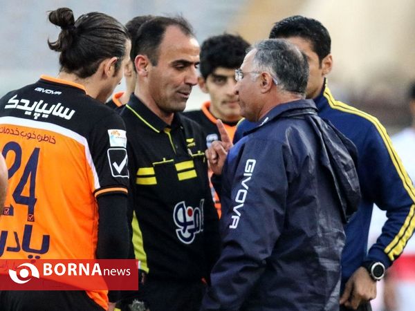 دیدار تیم های سایپا - پرسپولیس