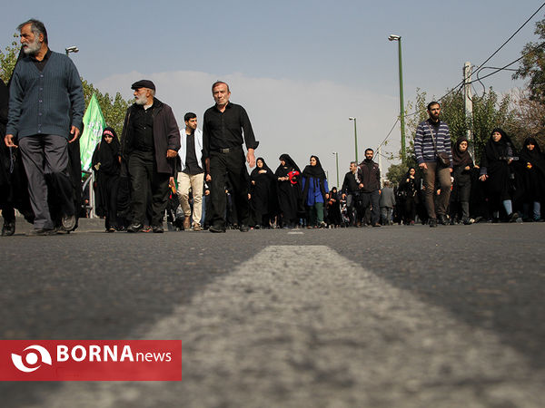 پیاده روی جاماندگان اربعین در تهران (4)