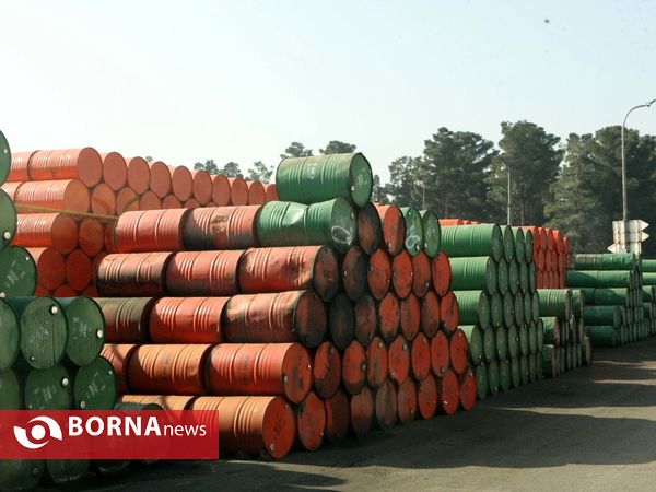 مراسم رونمایی از محصولات جدید شرکت نفت ایرانول