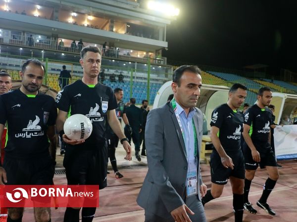 در حاشیه دیدار تیم های فوتبال صنعت نفت - پرسپولیس