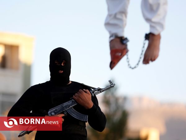 اجرای حکم الهی محکومین به سرقت مسلحانه در شیراز