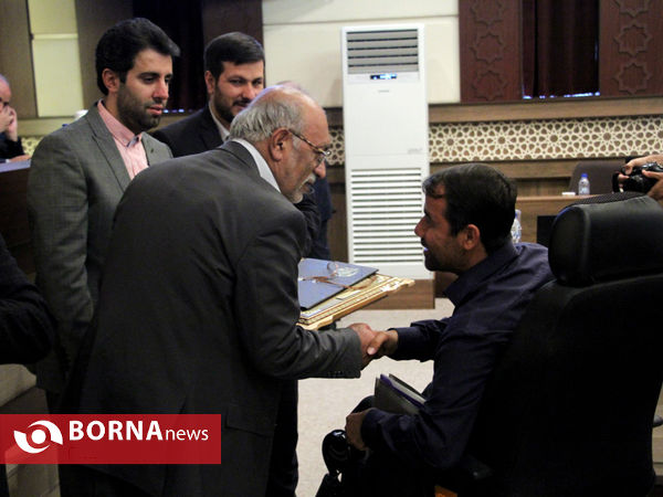 تقدیر شورای اسلامی شهر شیراز ازپدران  نمونه