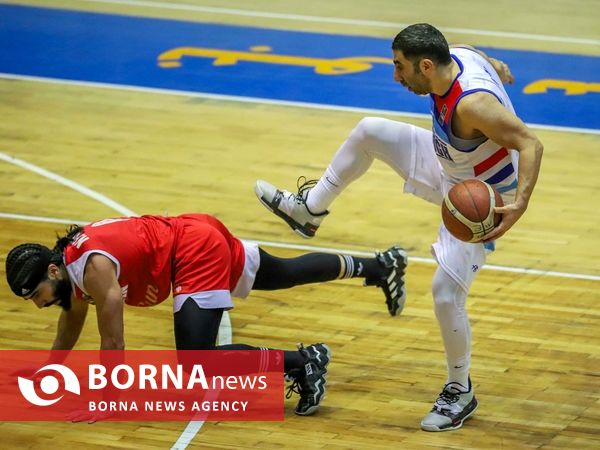 دیدار تیم های بسکتبال نبوغ - توفارقان