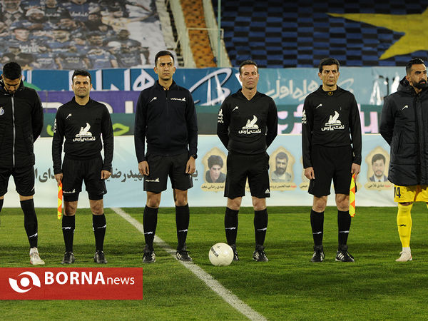 دیدار تیم های فوتبال استقلال - فجرسپاسی