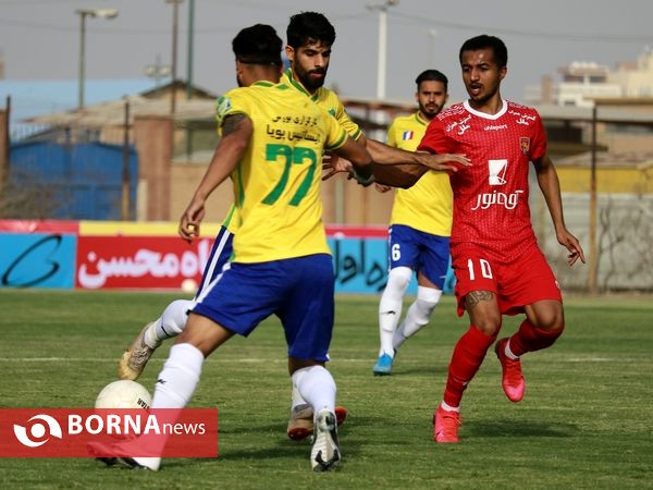 دیدار تیم های فوتبال صنعت نفت - شهر خودرو