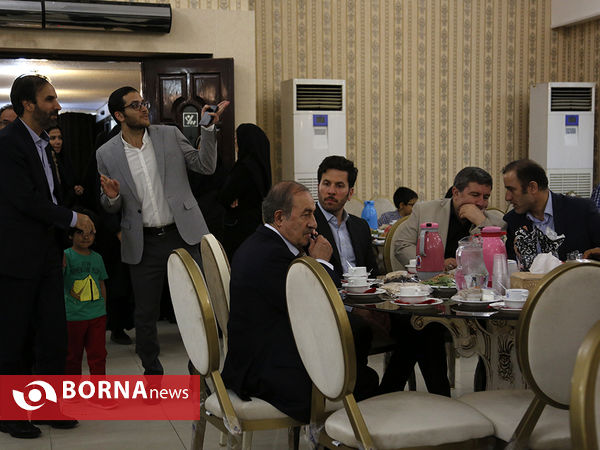 ضیافت افطاری حجت الاسلام والمسلمین احمد مازنی