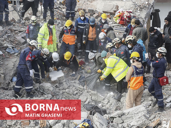 شهر آدمیان ترکیه بعد از زلزله مرگبار ۱۸ بهمن