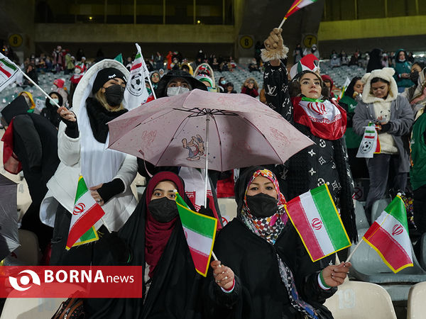 در حاشیه ورزشگاه آزادی پیش از دیدار ایران و عراق - ۲