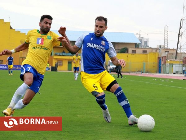 دیدار تیم های فوتبال صنعت نفت - شمس آذر قزوین