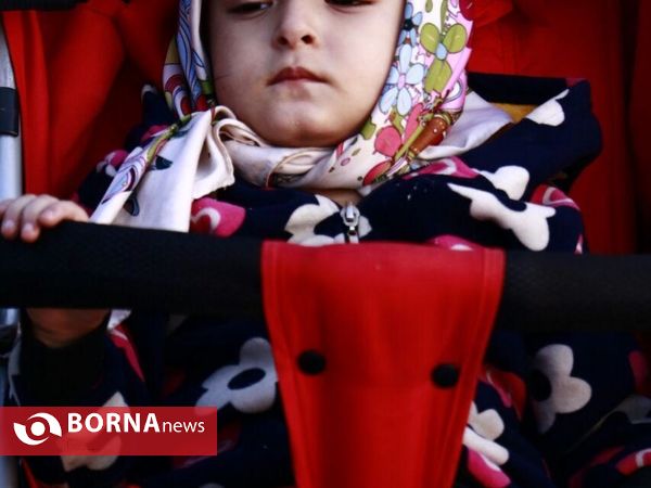 نمای نزدیک اربعینیون شلمچه