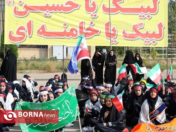 صبحگاه فرهنگی 1000 دانش آموز شیرازی به مناسبت هفته دفاع مقدس