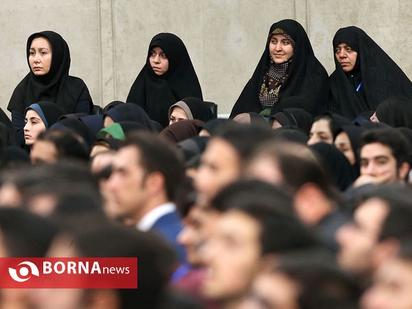 دیدار شرکت‌کنندگان در نهمین همایش ملی نخبگان فردا با رهبر انقلاب