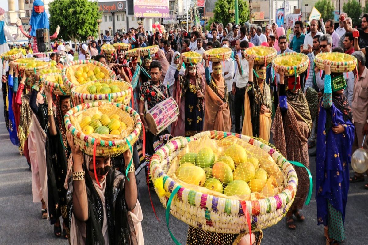 جشنواره انبه و یاسمین گل برگرفته از فرهنگ و آداب و رسوم مردم میناب است