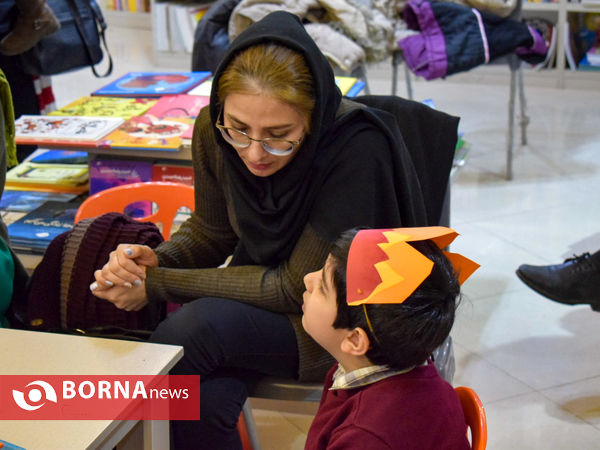 کارگاه شاهنامه‌خوانی گروه نونهالان همایون خبرگزاری برنا در شهر کتاب کرمانشاه