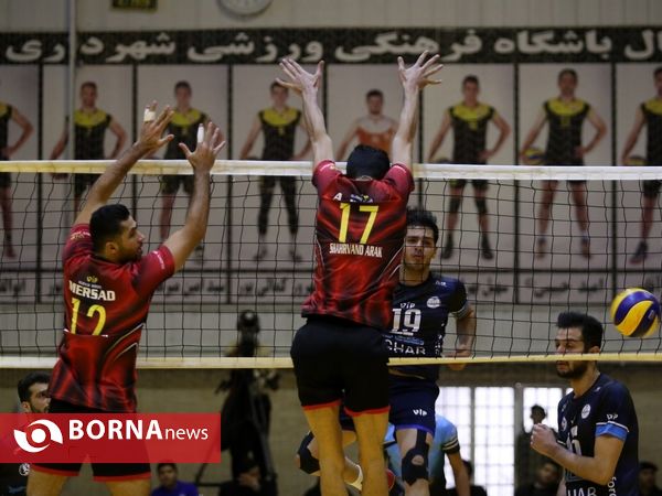 ‎بازي تیم ‌والیبال شهروند اراک با عقاب نهاجا تهران