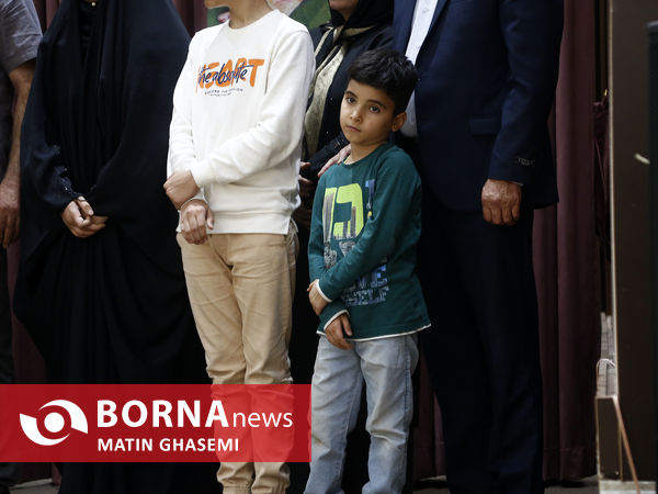 اکران مستند از تیرانا تا تهران