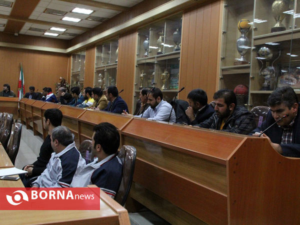 جلسه توجیهی سرپرستان تیم های باستانی کشور در اصفهان