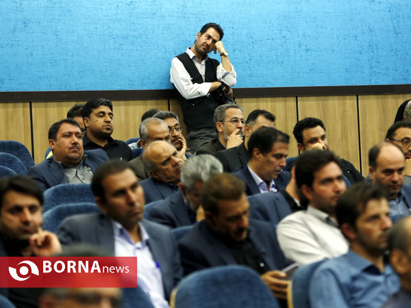 آیین تکریم و معارفه جمعی از مدیران شهرداری شیراز